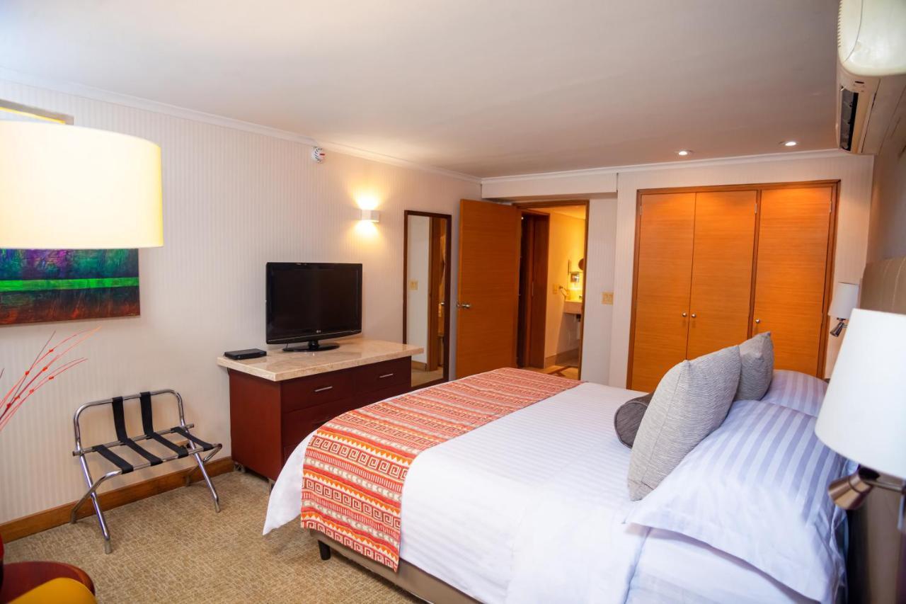 Bogota Plaza Hotel エクステリア 写真 A bedroom at the hotel