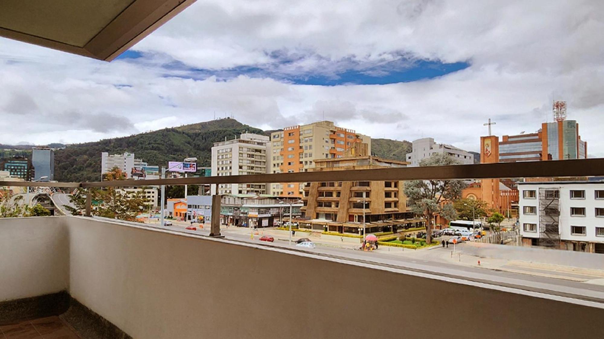 Bogota Plaza Hotel エクステリア 写真 View of the city from the hotel