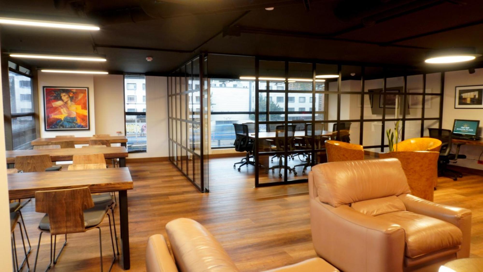 Bogota Plaza Hotel エクステリア 写真 The interior of the library