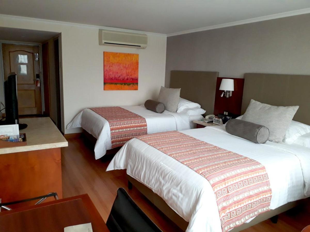 Bogota Plaza Hotel エクステリア 写真 A room at the hotel